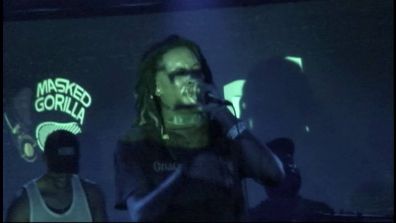 Chris Travis - Perchin (Live @ The Roxy, 8/27/16)