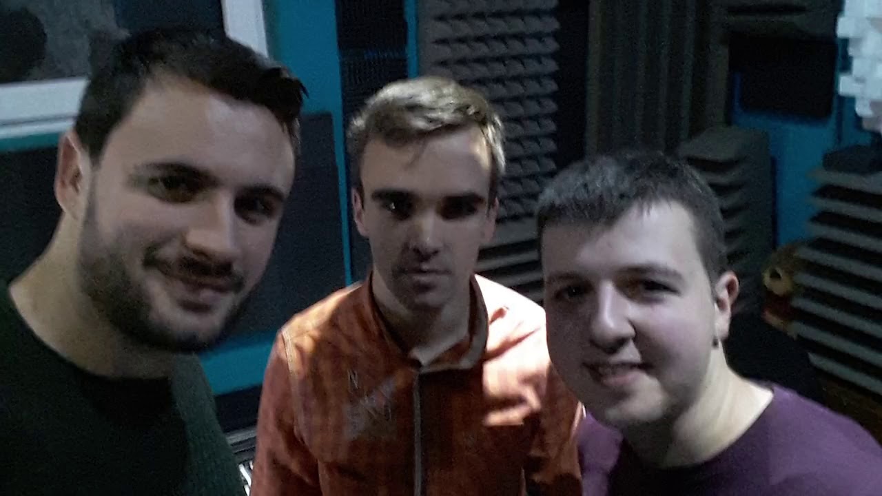 A što ćemo ljubav kriti - Instrumental - Mihailo Aksentijević,  Nikola Avramović,  Miloš Tomić.