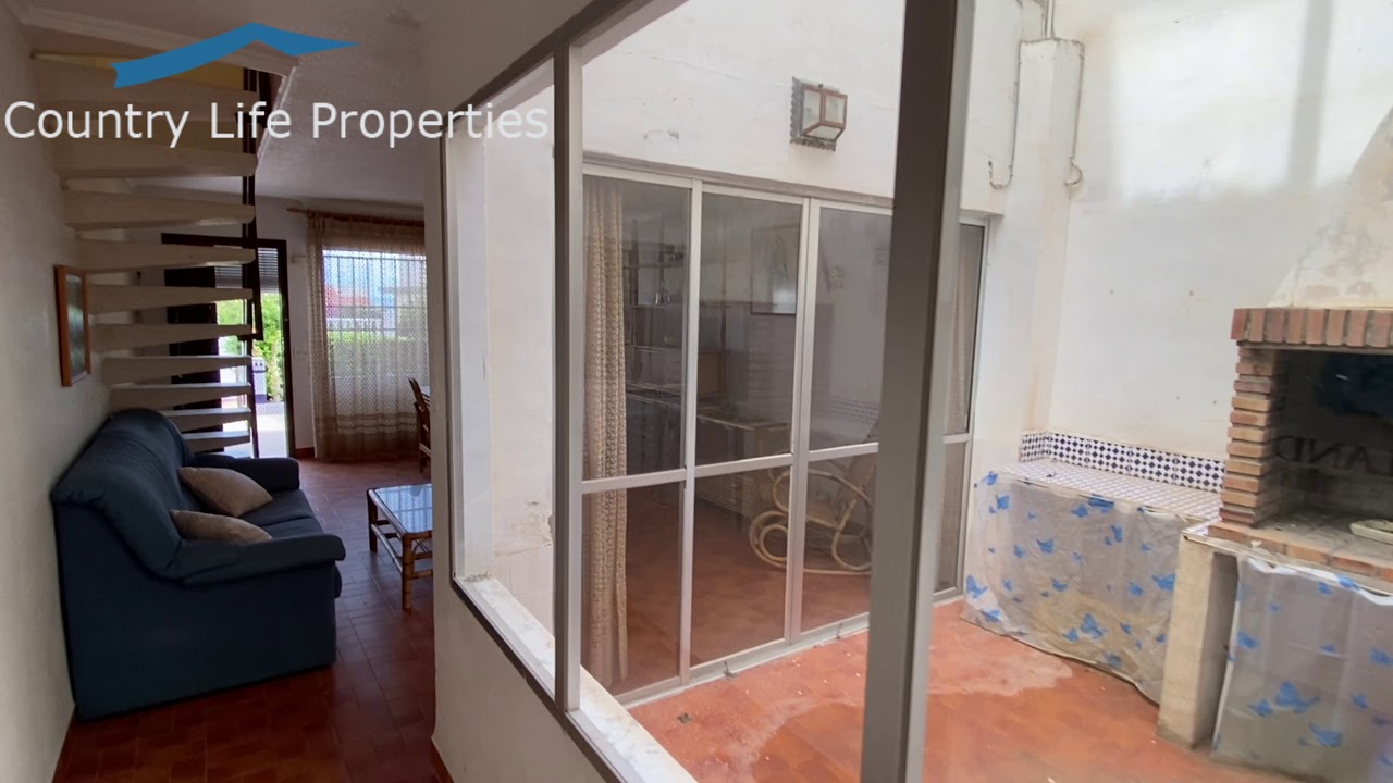 Ref01050 Townhouse for sale in Guardamar. www.countrylifeproperties.es  Agency in Dolores Alicante