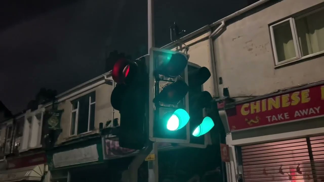 Pelican Crossing, New Cleveland Street (A1165) (28/10/2024)