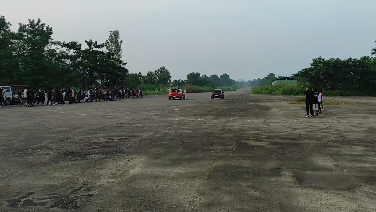 Honda Brio Vs Swift | Quarter mile Drag Race
