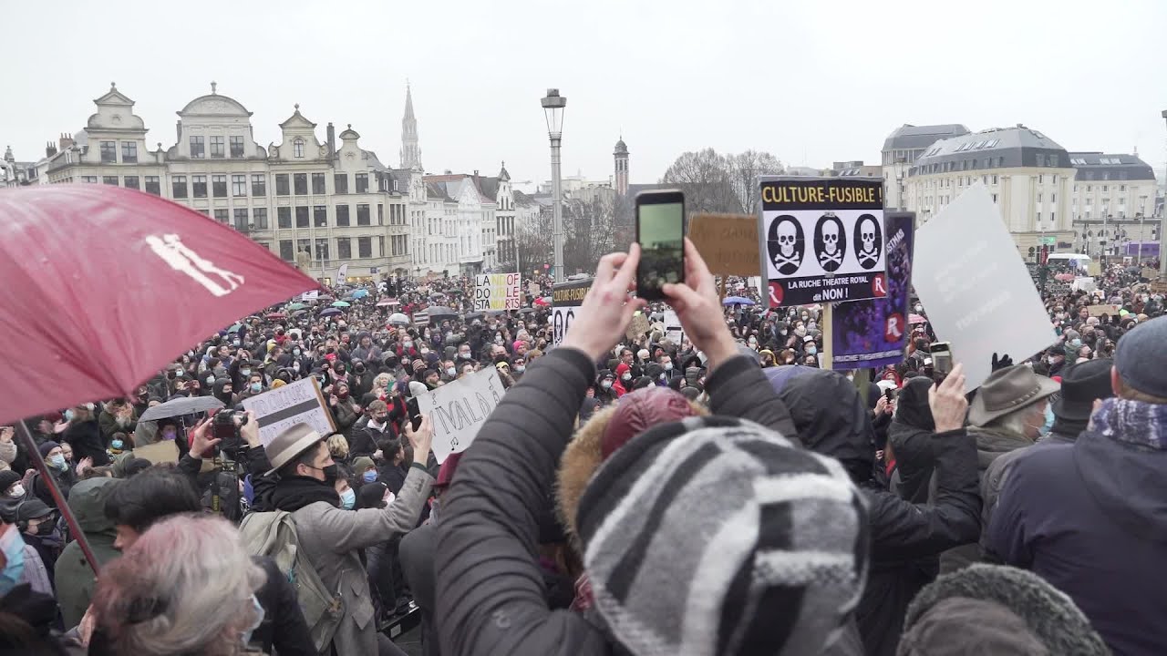 Belgique: des milliers de personnes du monde culturel dans la rue | AFP