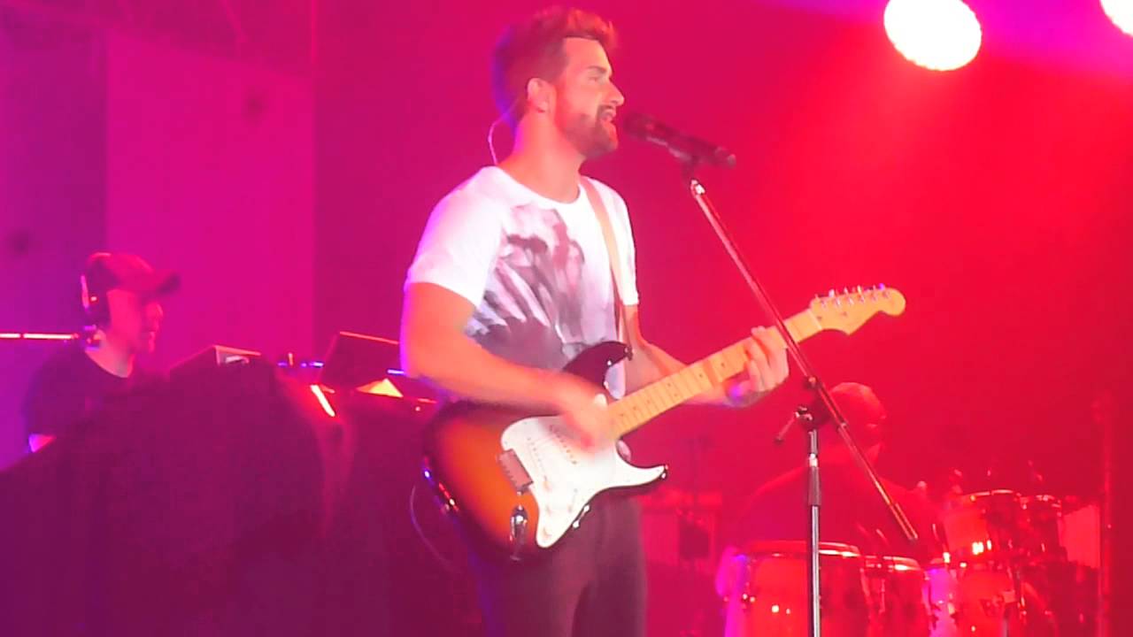 PABLO ALBORÁN - VOLVERIA