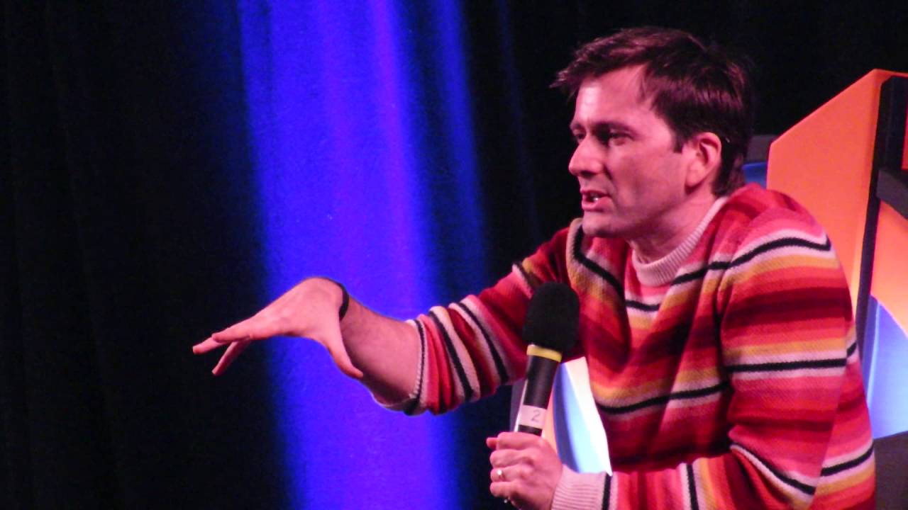 David Tennant - Scottish vs. English Accent (Madison Wizard World 2016)