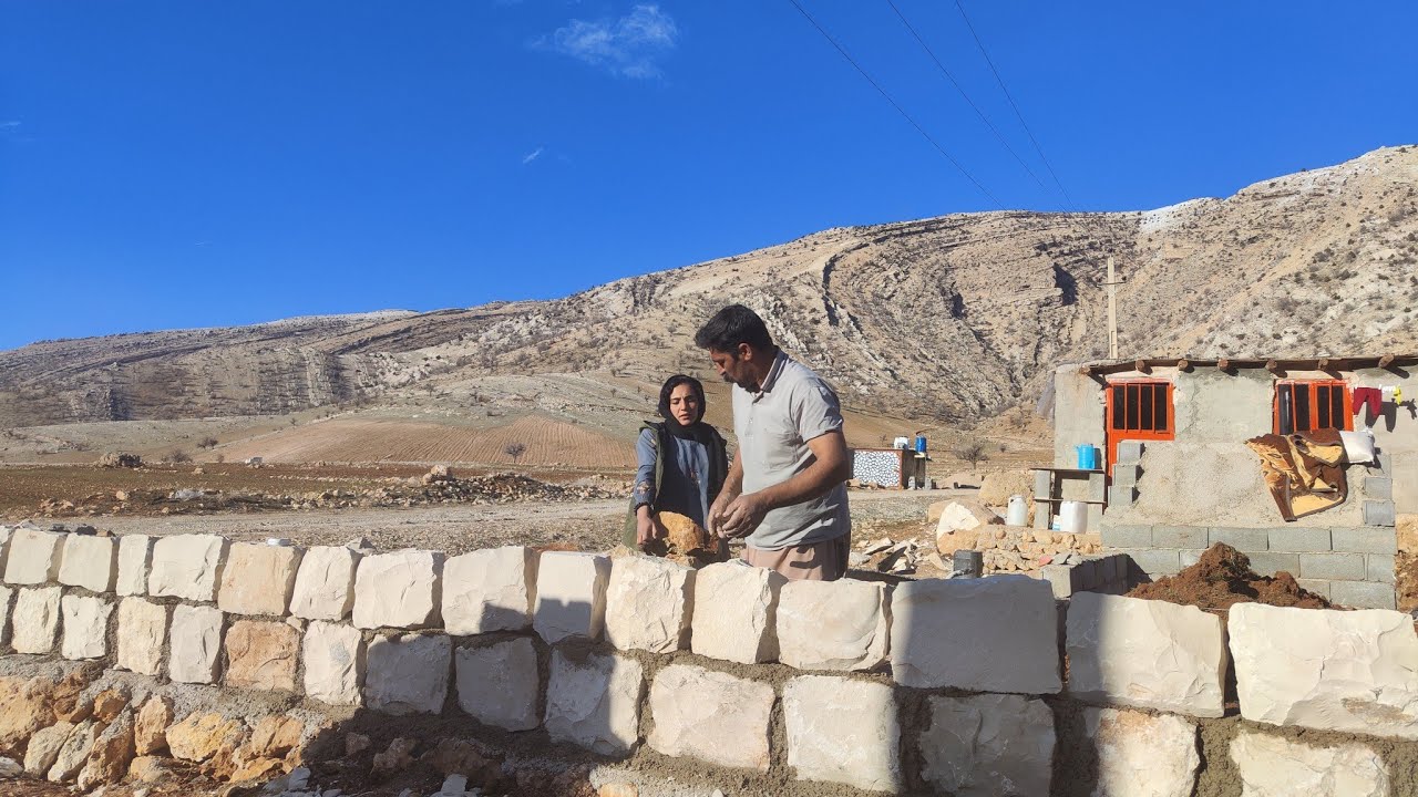 Mahin and the architect of the house: Completing the process of building the courtyard of the house