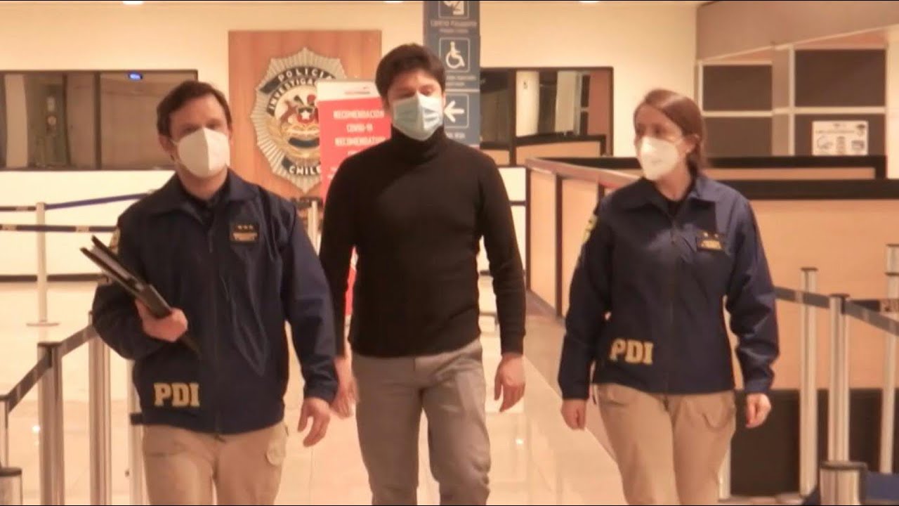 Chile: Zepeda arrives at Santiago airport to be extradited to France | AFP