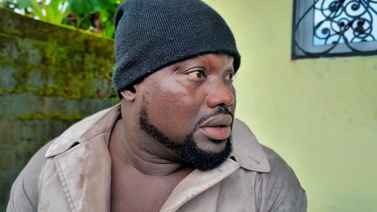 Fingon pris en flagrant délit, il Drague la Femme d’un Général