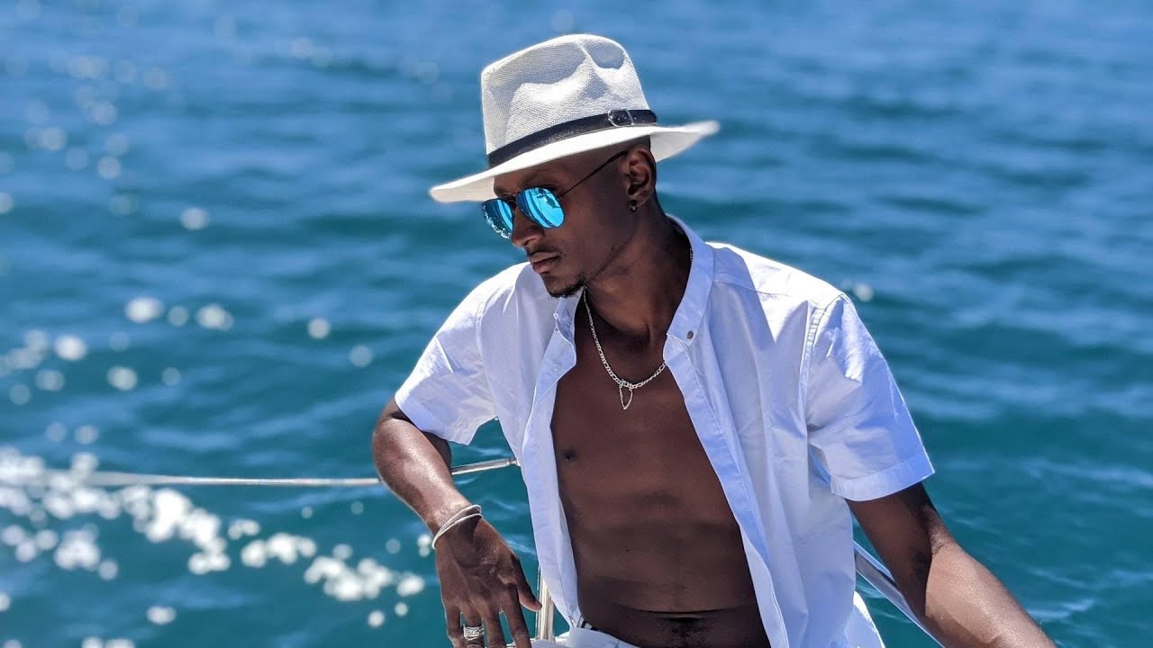 RAS GUEROT - VACANCES A NOSY BE (Clip Officiel 2020)