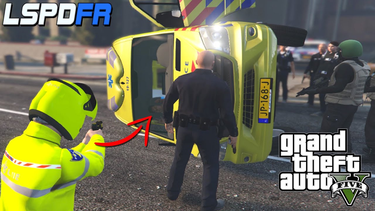 DOORGEDRAAIDE MOTOR AGENT ?! | GTA 5 LSPDFR Nederlandse Politie #3