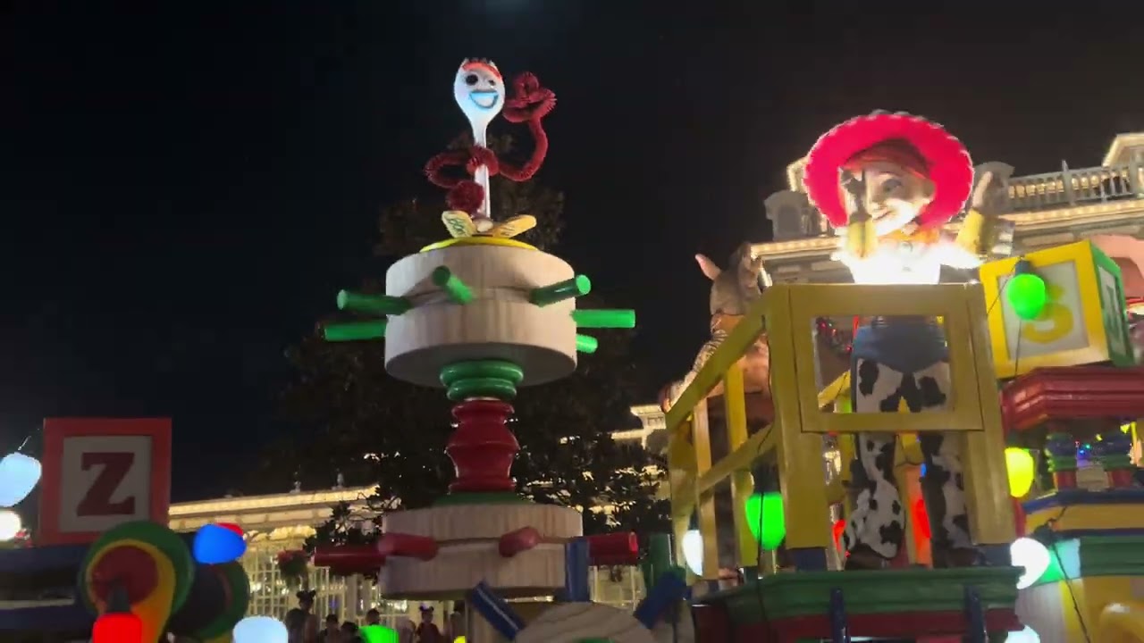 The parade in Disney,live ￼
