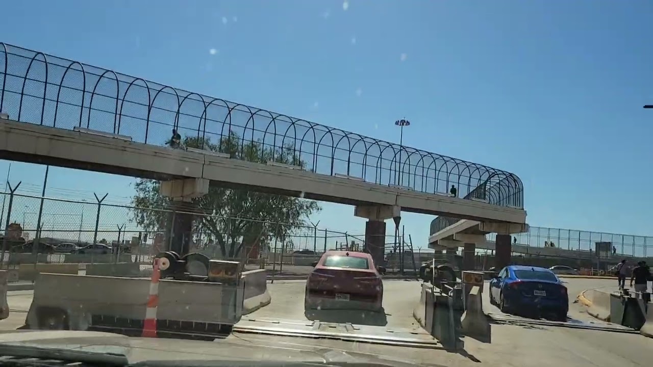 Crusando la frontera.