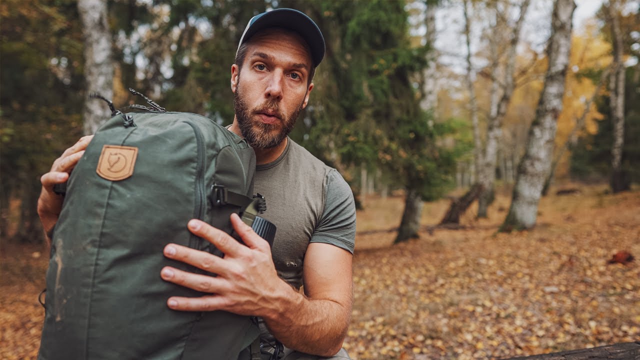 THE MOST ESSENTIAL THINGS IN YOUR DAYPACK. you can't disagree!!