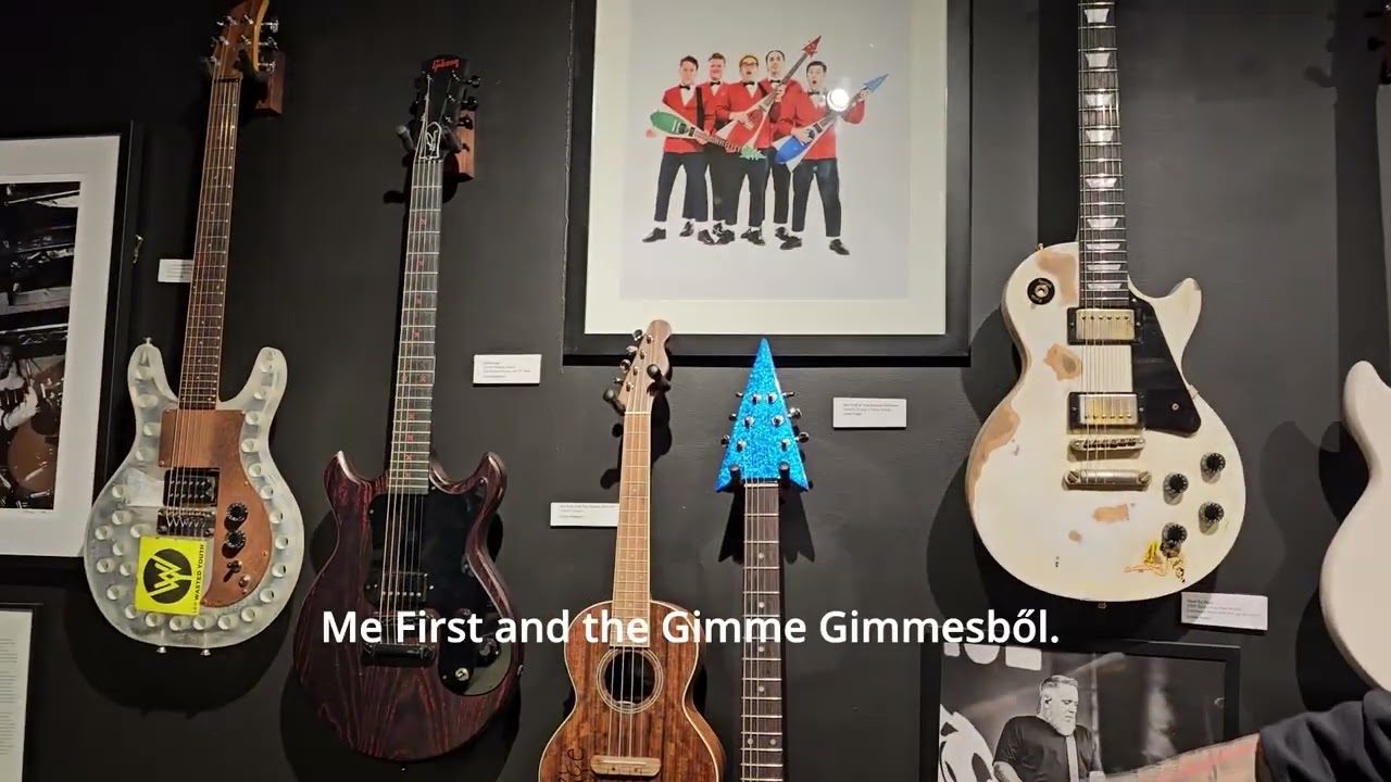 The Punk Rock Museum - A The Jam Room hangszerei Rob Ruckusszal