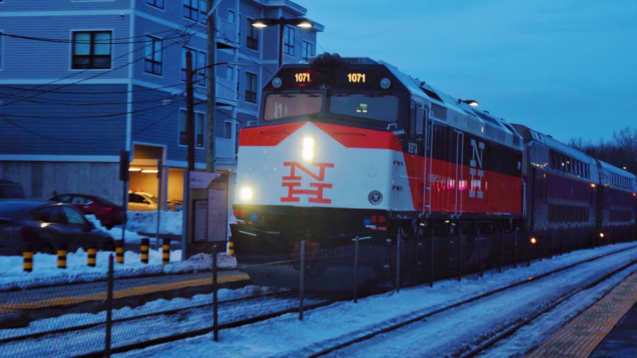 The MBTA’s brand new heritage unit! MBTX 1071 in a New Haven paint scheme! | Tracking info In Desc