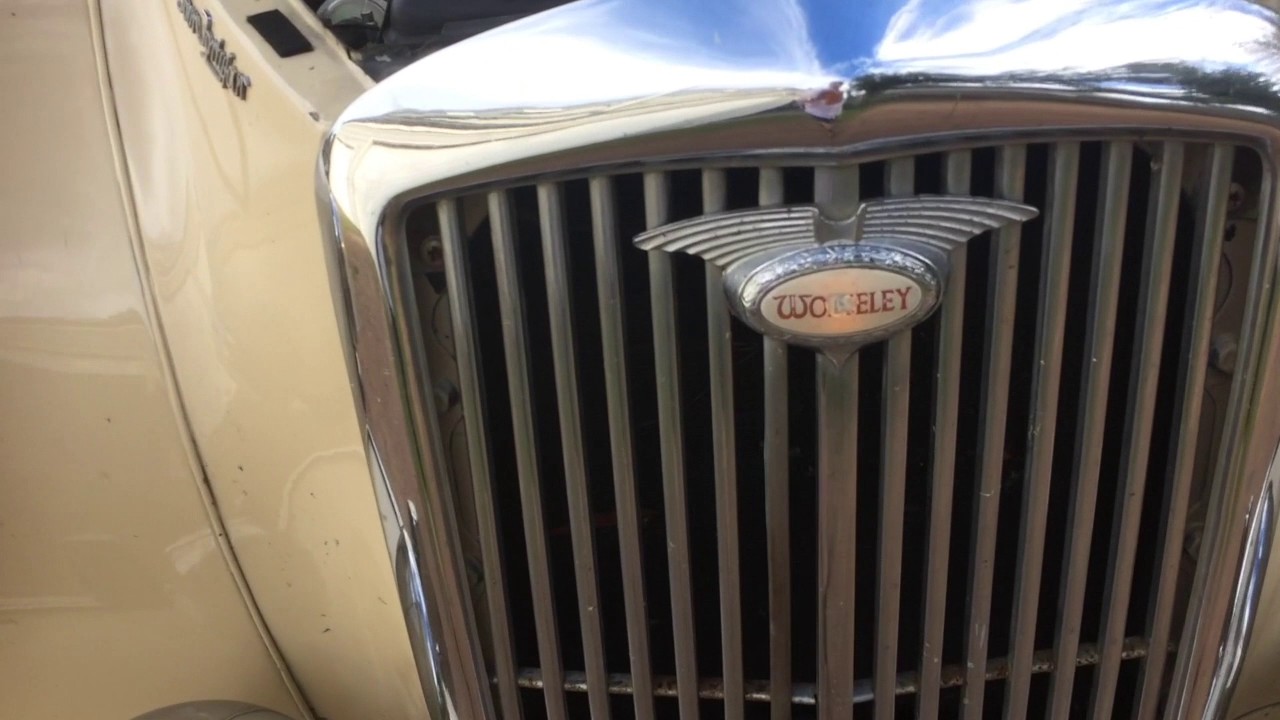 a tour of the Wolseley 4:44 1954
