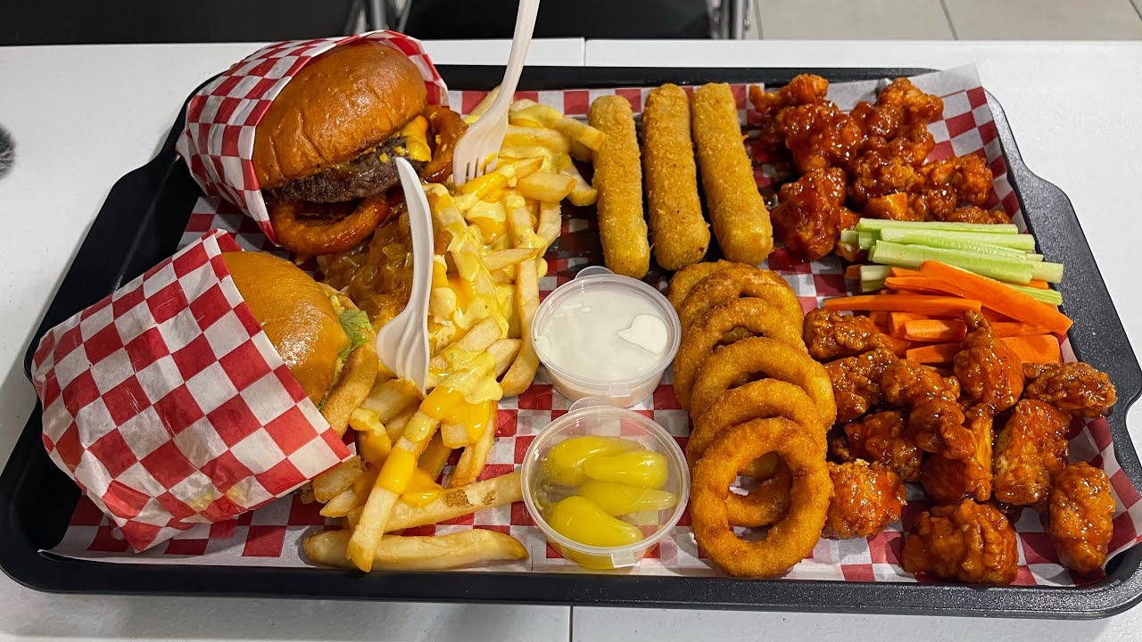 CHAROLA ESPECIAL en capitán Burguer / estilo in-N-out en Los Mochis 