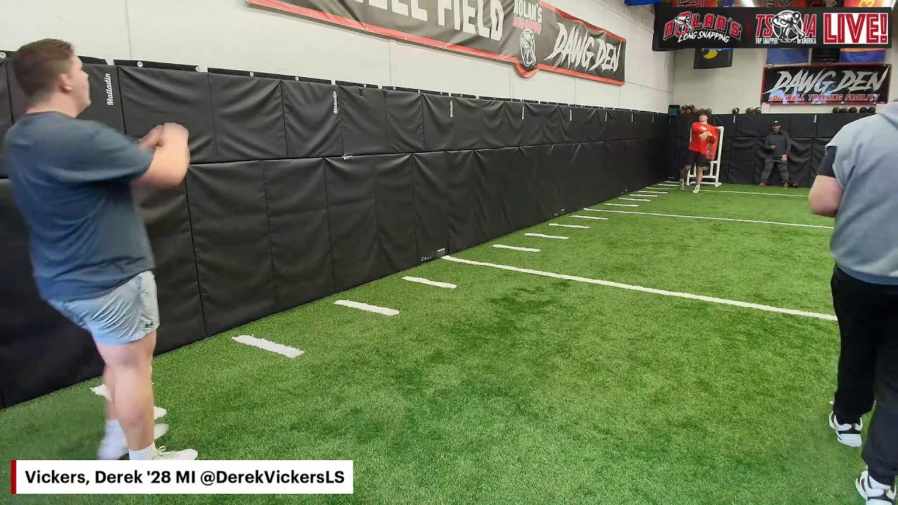 Vickers, Derek '28 MI @DerekVickersLS #TSIALive #LongSnap @NolanOwenLS @FentressKicking
