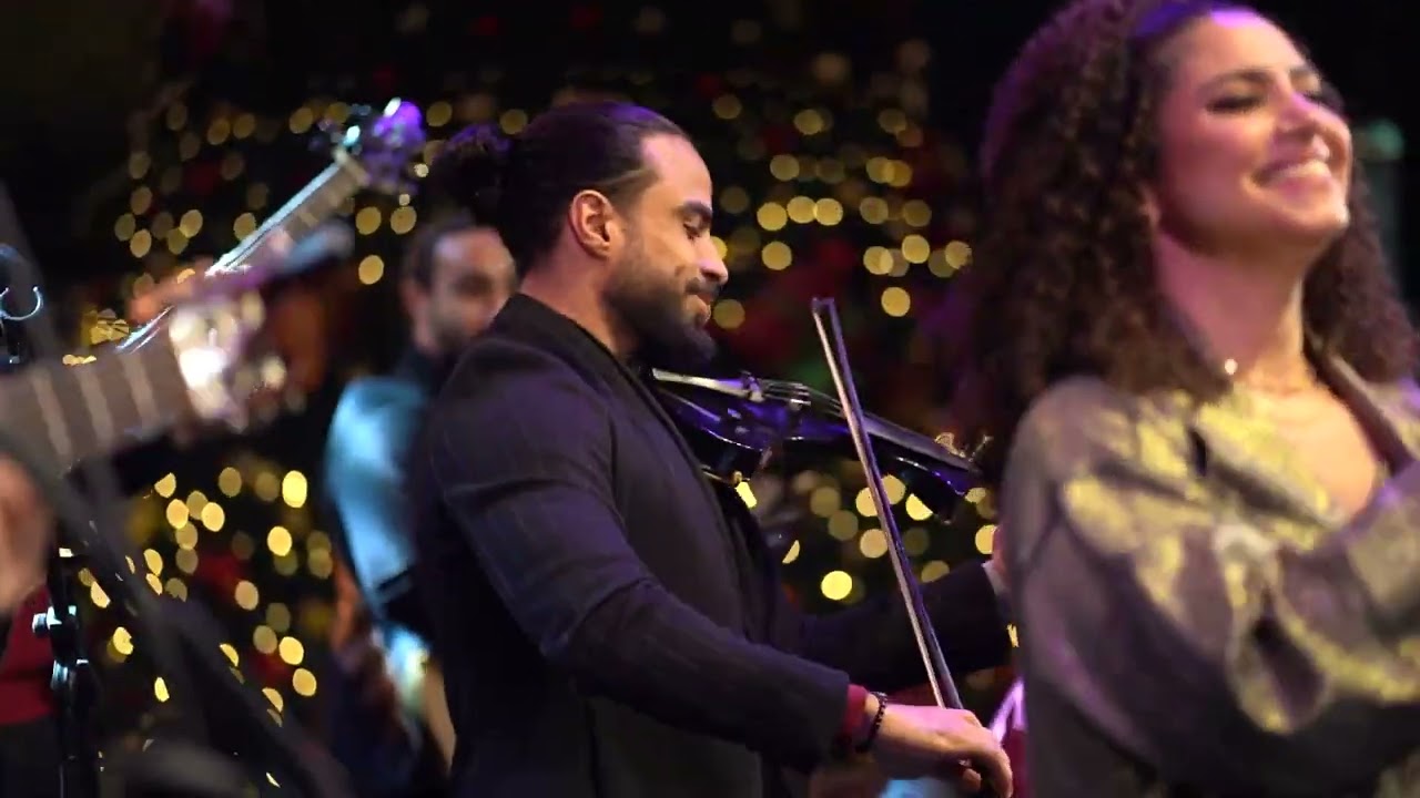 Nesma Mahgoub - Alby W Hurra Feh | Almaza City Center | قلبي و حرة فيه | نسمة محجوب