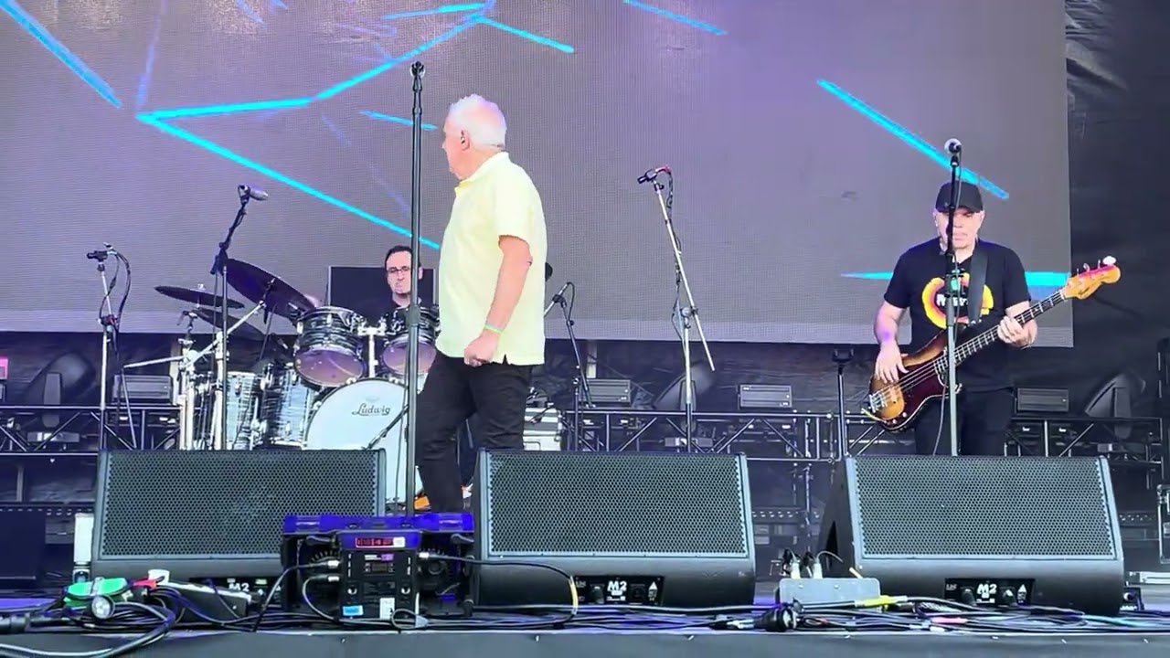 Daryl Braithwaite - Blueswalkin&rsquo; (Live @ The RHST Mornington Racecourse, Mornington - 10/02/2024
