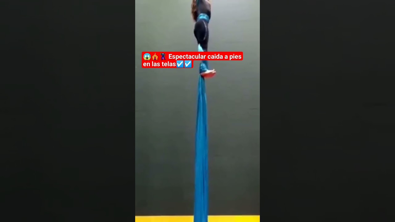 #acrobaciaaerea #class #circus #caida #caidalibre #telas #acrotelas #circo #tricks #youtubeshorts