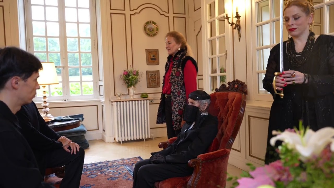 Ceremonia de cumpleaños de Catherine Robbe-Grillet - Triacastela