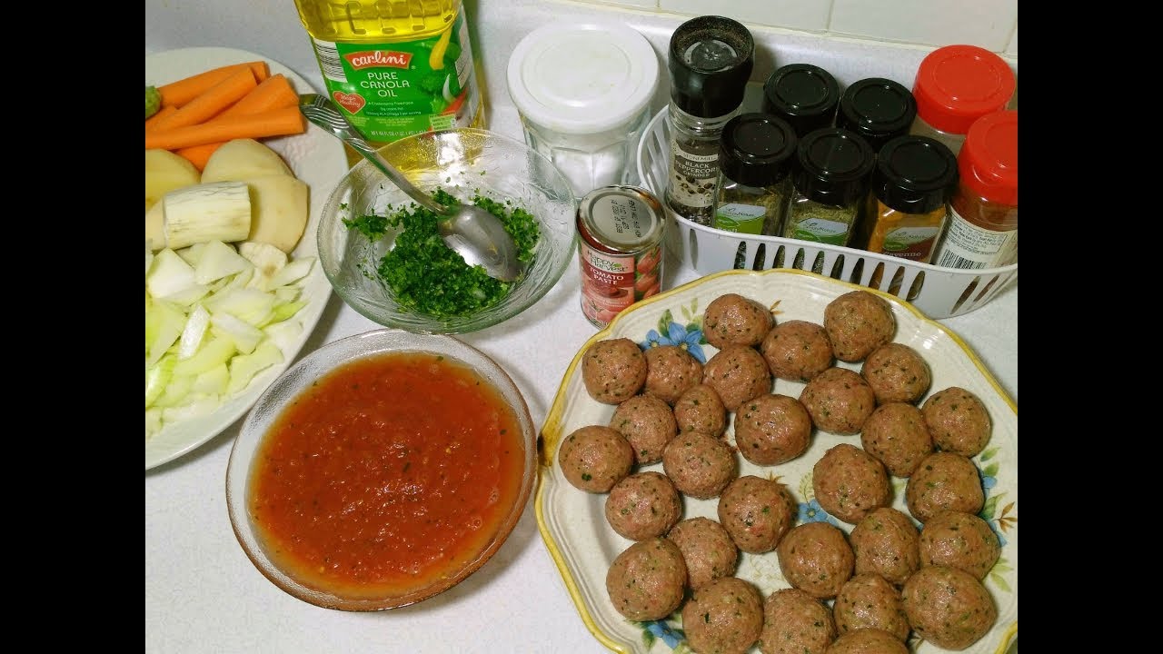 Sauce Tomate Boulettes Viande de Boeuf I Soupou Bantou Tewou