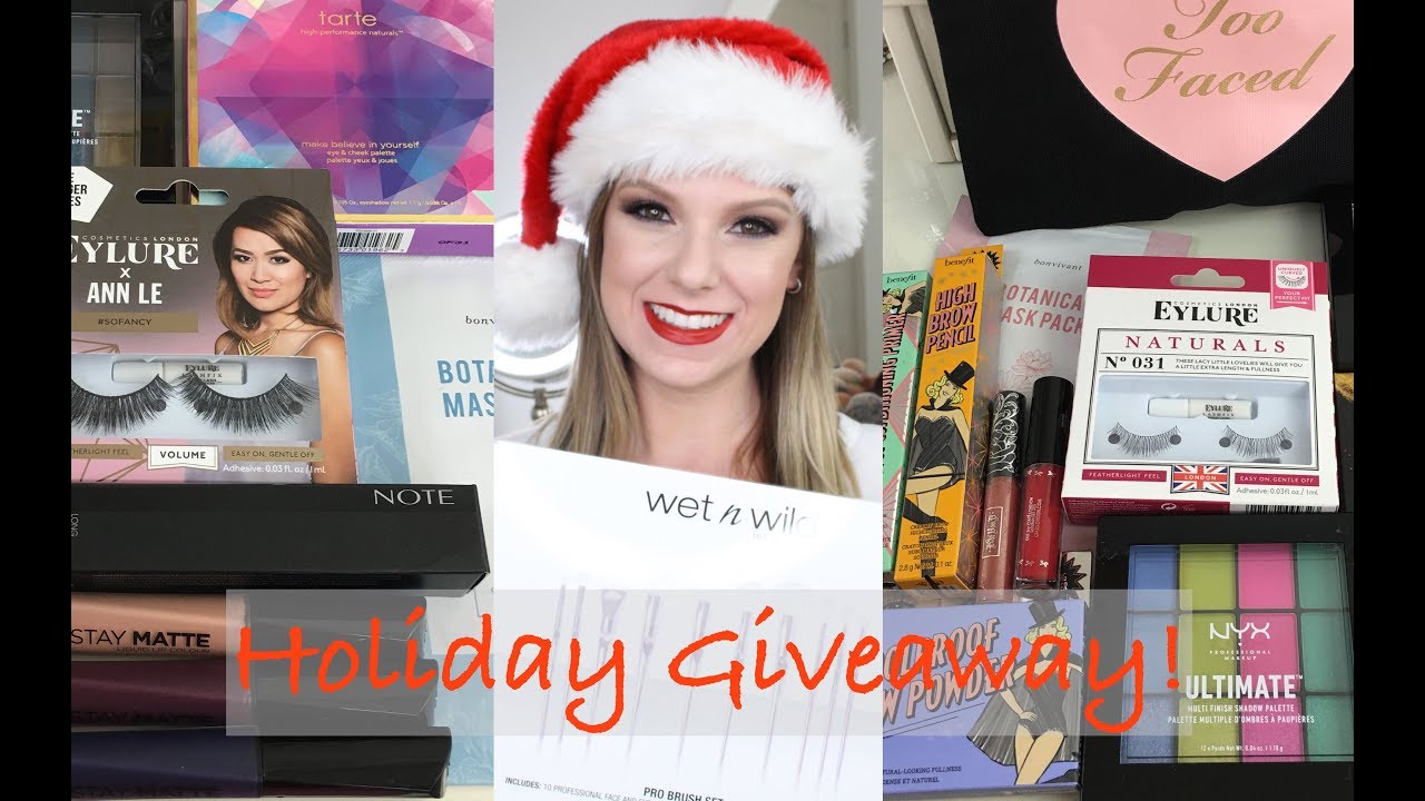 Holiday Giveaway 2017 | Open Internationally | 3 Winners