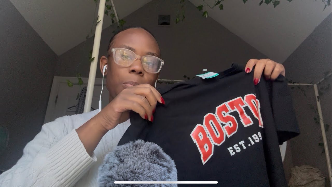 ASMR| Thrift Store Clothing Haul ✨Fabric tapping and Relaxing Hand Movenments 