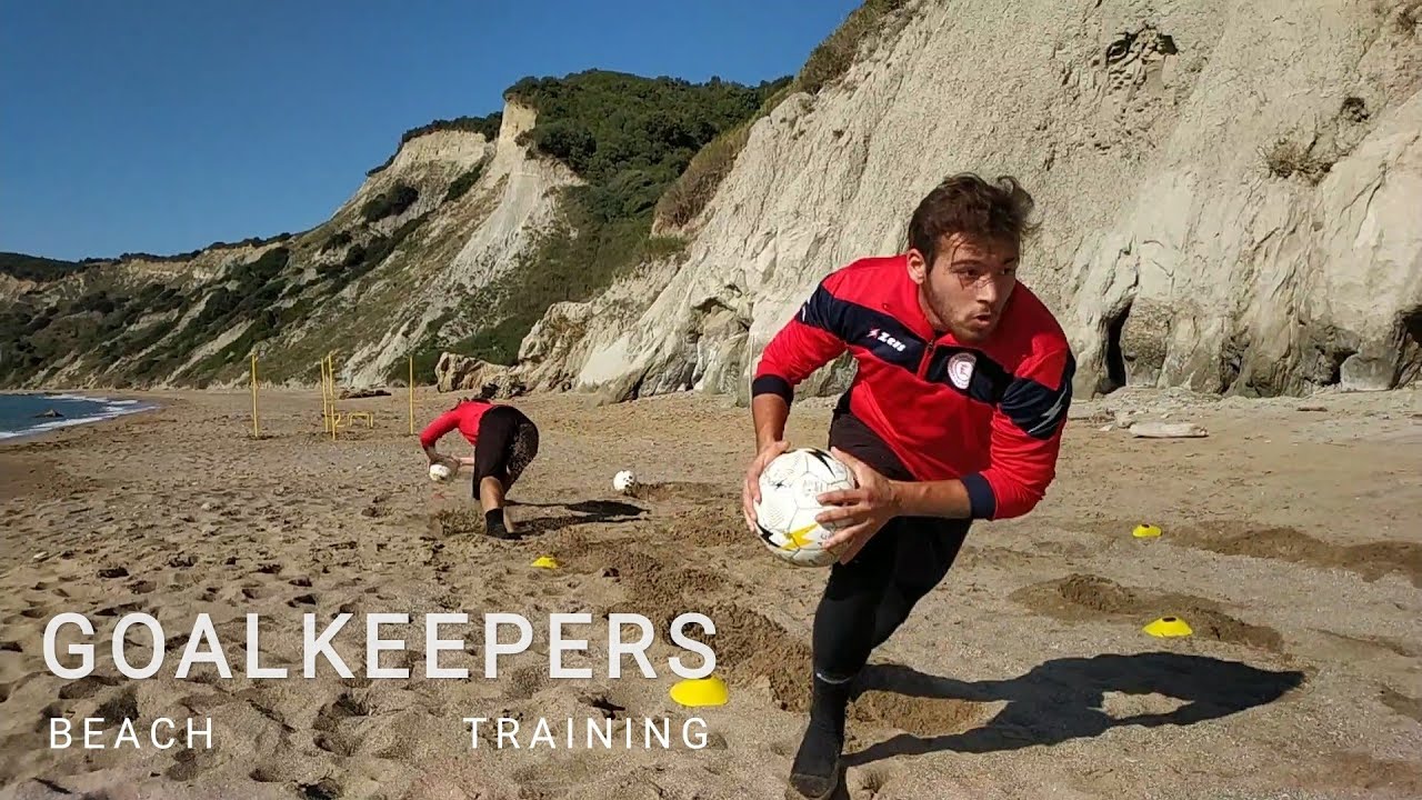 Goalkeepers Beach Training : Pre-season