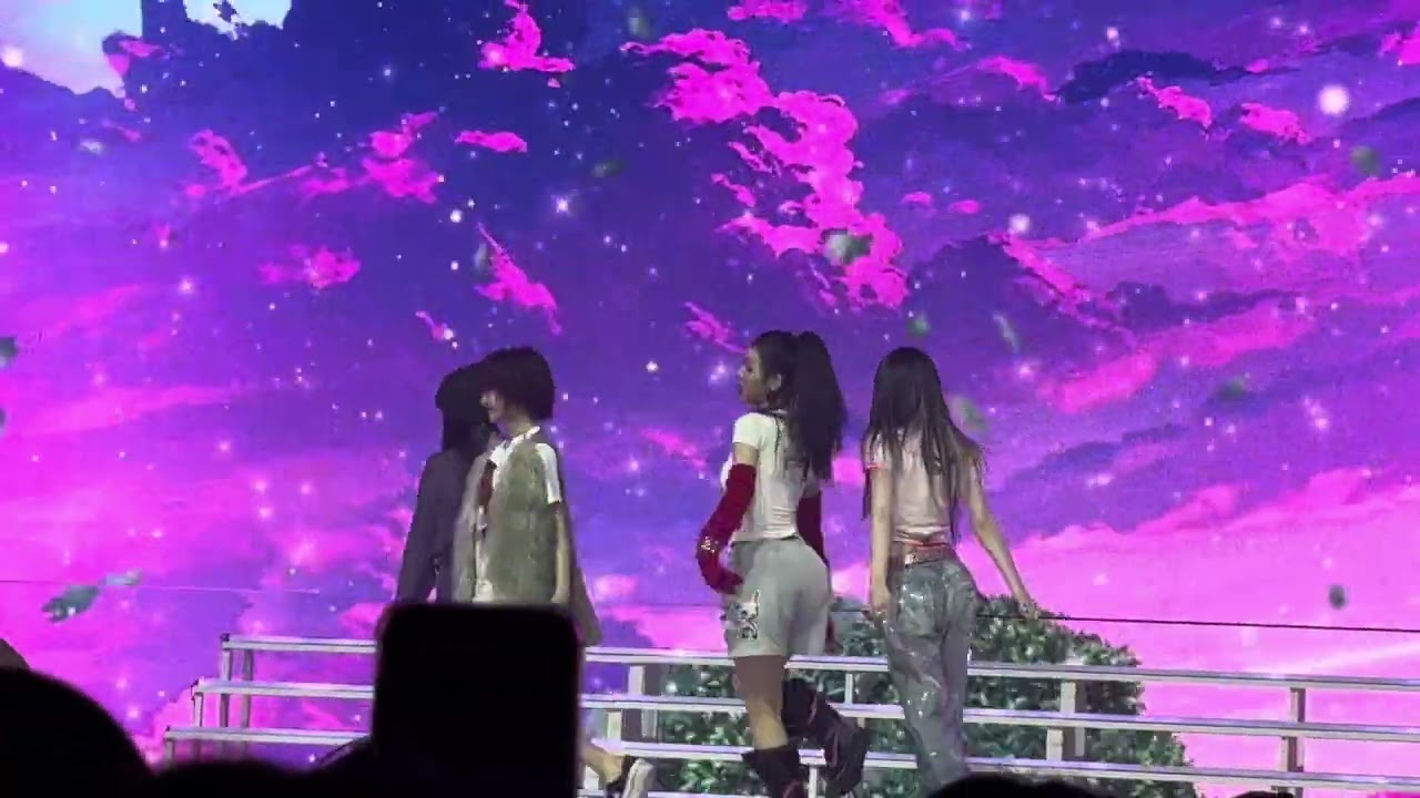 키키 kiiikiii uncut gem 쇼케이스 20250324 showcase i do me 무대