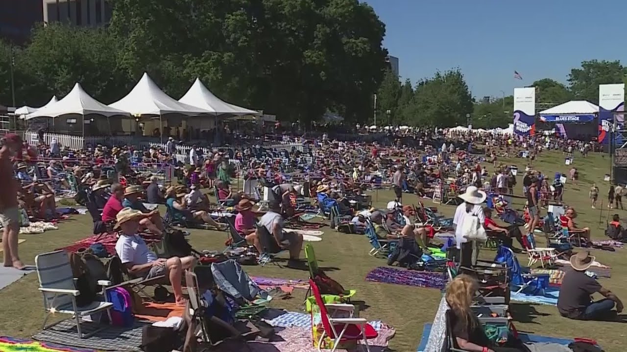 2022 Waterfront Blues Festival kicks off at Tom McCall Waterfront Park