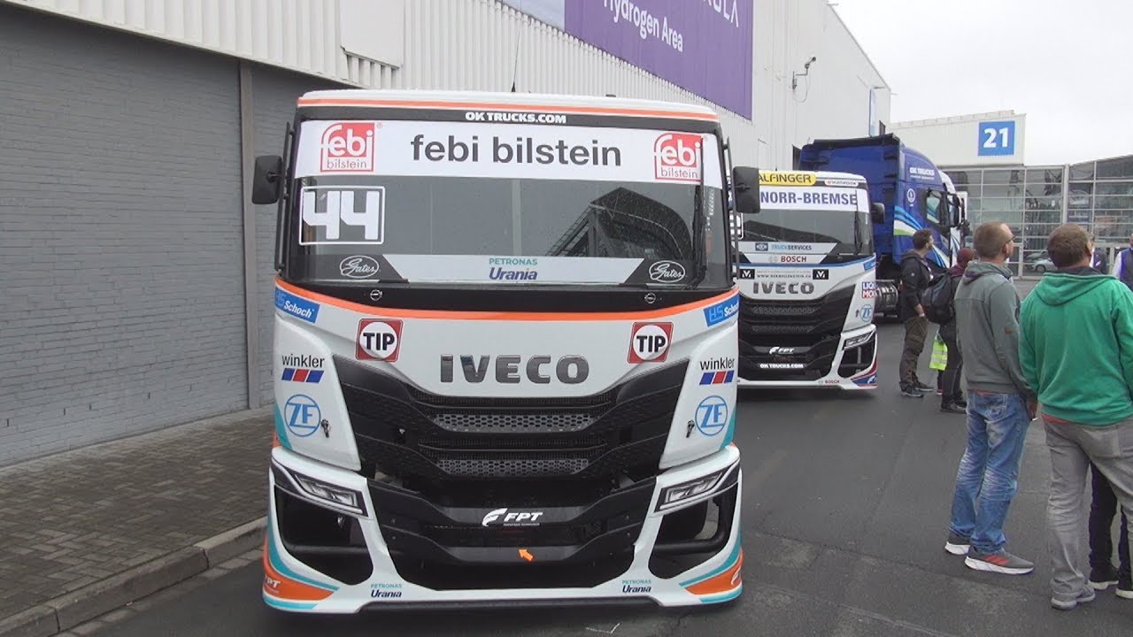 Iveco S-WAY Steffi Halm Racing Truck Exterior