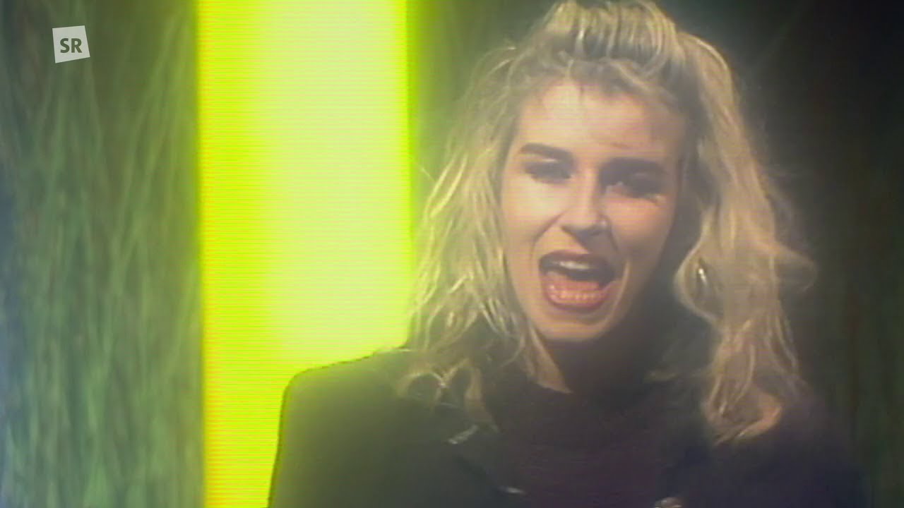 Bananarama - Venus (Studio Performance '86)