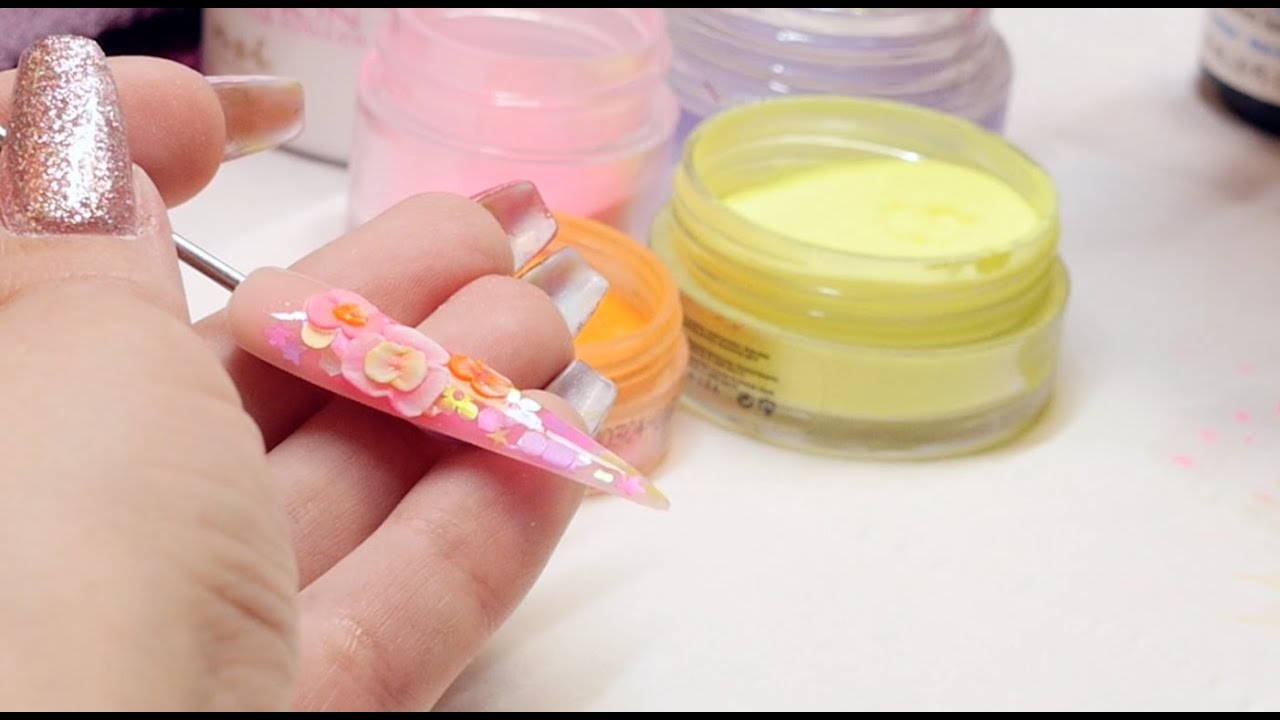 flower lei glitter