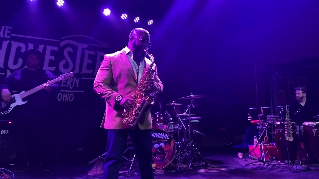 “In The Air Tonight” BY: Phil Collins (cover) BY: Saxophonist Andre Cavor on 2/26/3023