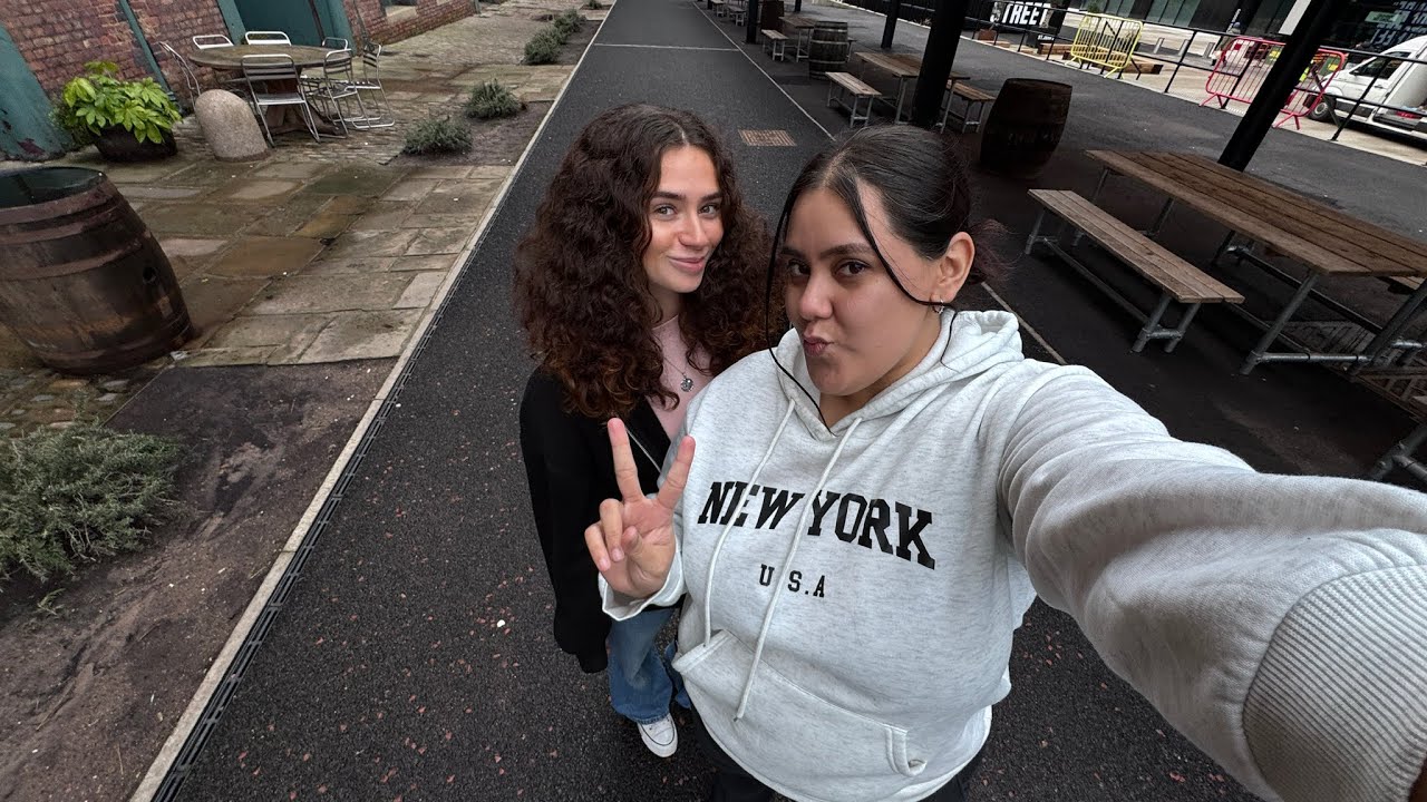 Love, Independence & Learning to Thrive • WNT with Maisie Whiteside 👣