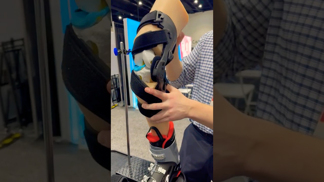Demonstrating Joint Distraction Technology at AAOS | Adonis Knee Brace Brace Demo #AAOS2025