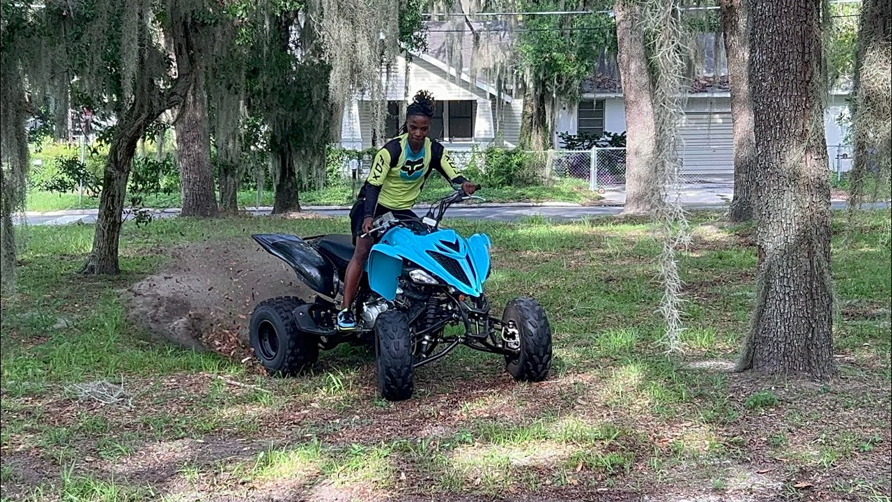 Teaching my Bestfriend how to wheelie a raptor 700|sundayfunday | Y&D K tv