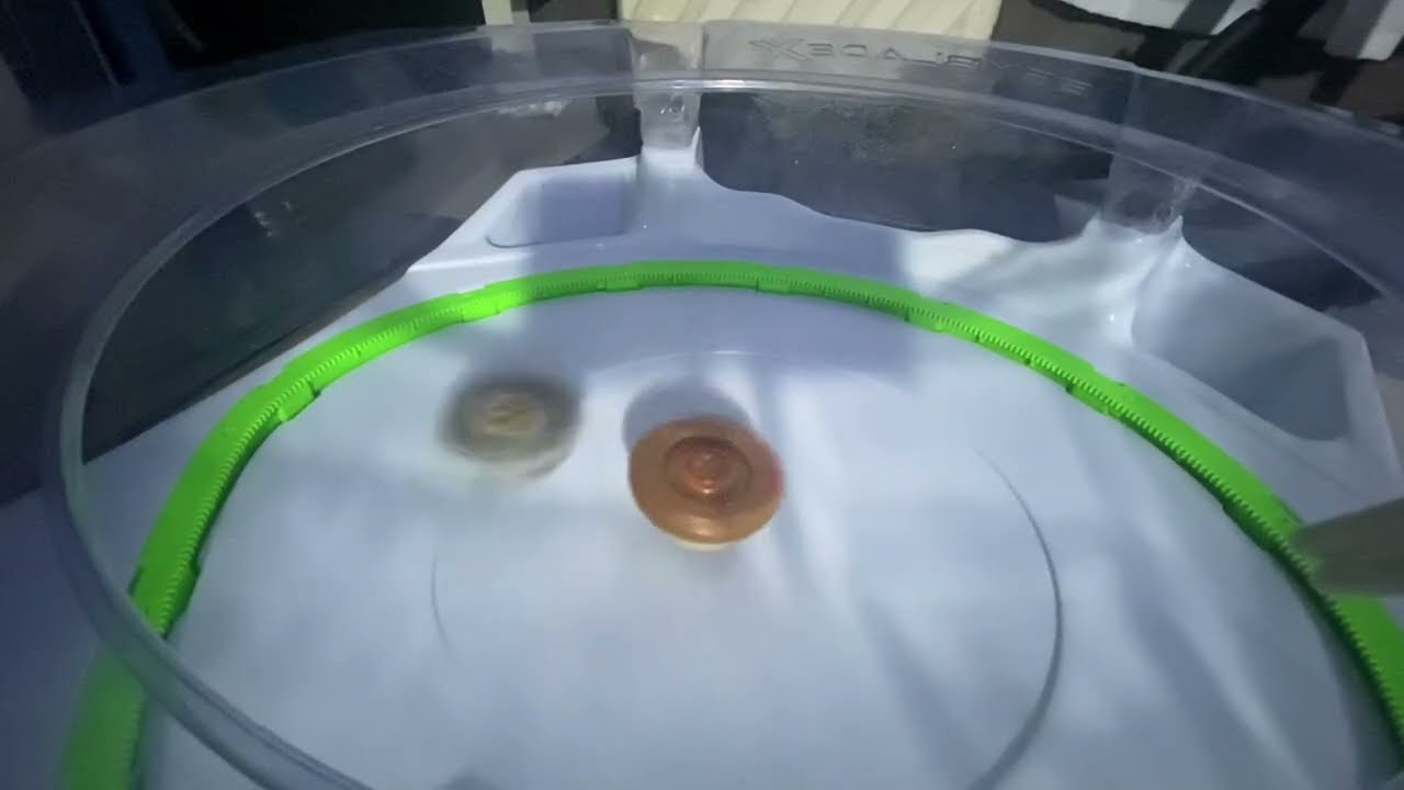 Cho-Z Spriggan vs. Bloody Longinus || Beyblade Burst Cho-Z Battles 