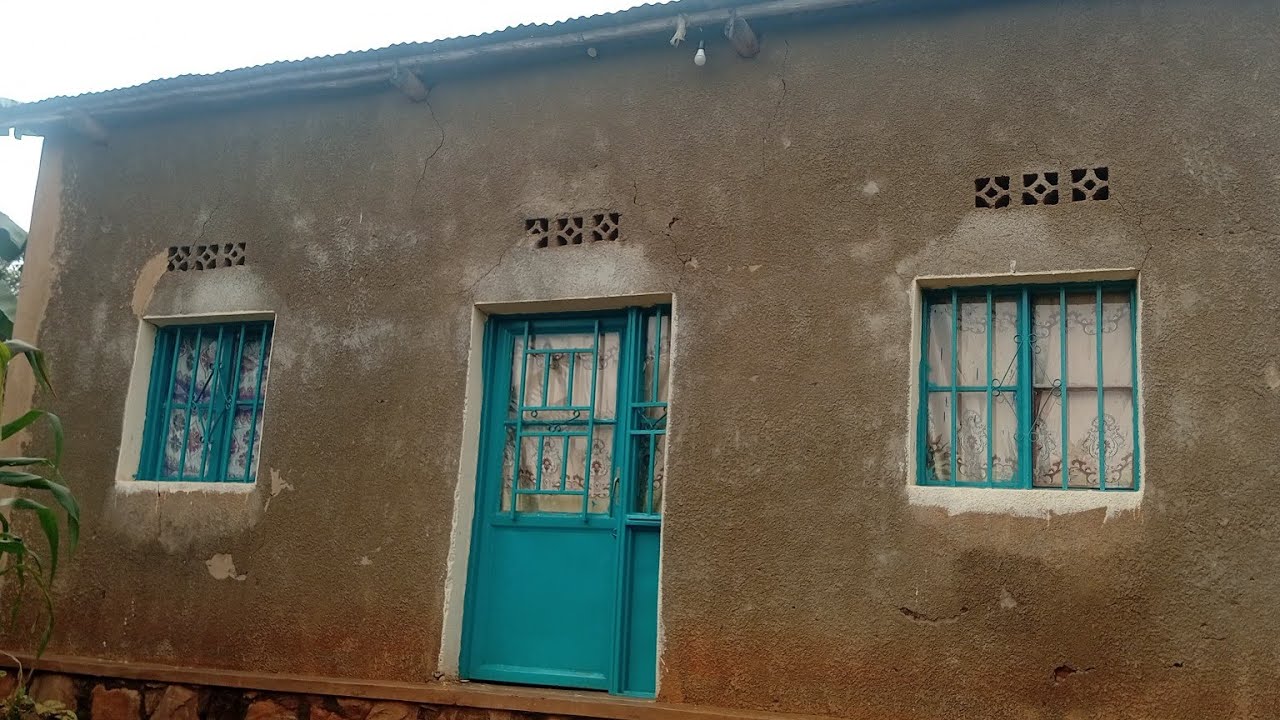 Ubuso 860sqm Burimo ninzu nziza cyane 11M Gusa 0787464641