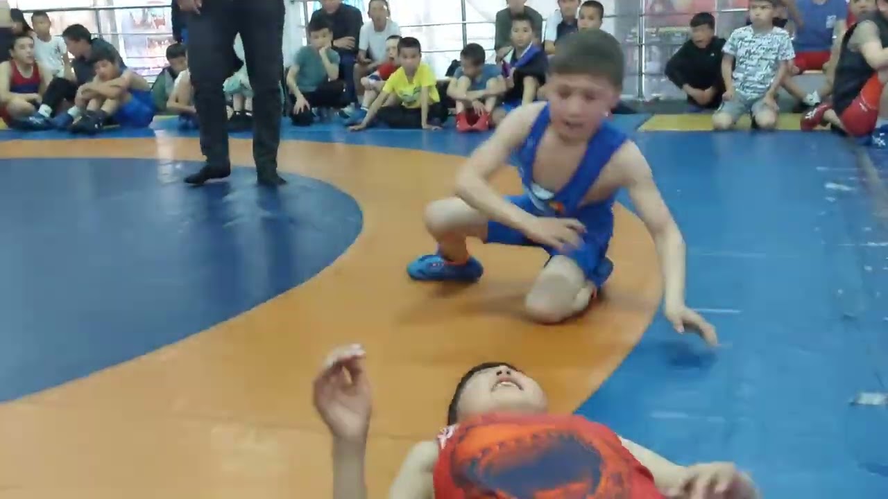 Борцы греко-римского стиля г.Сулюкта Sulyukta wrestling team
