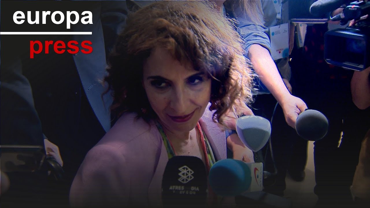 Montero acusa al PP de usar 