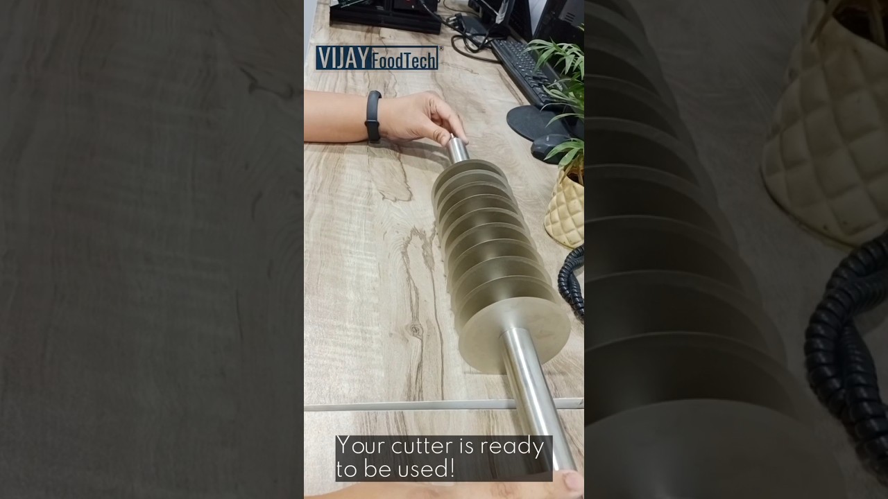 Adjustable Rolling Cutter. #cutter #chikkimachine #proteinbars #chikki