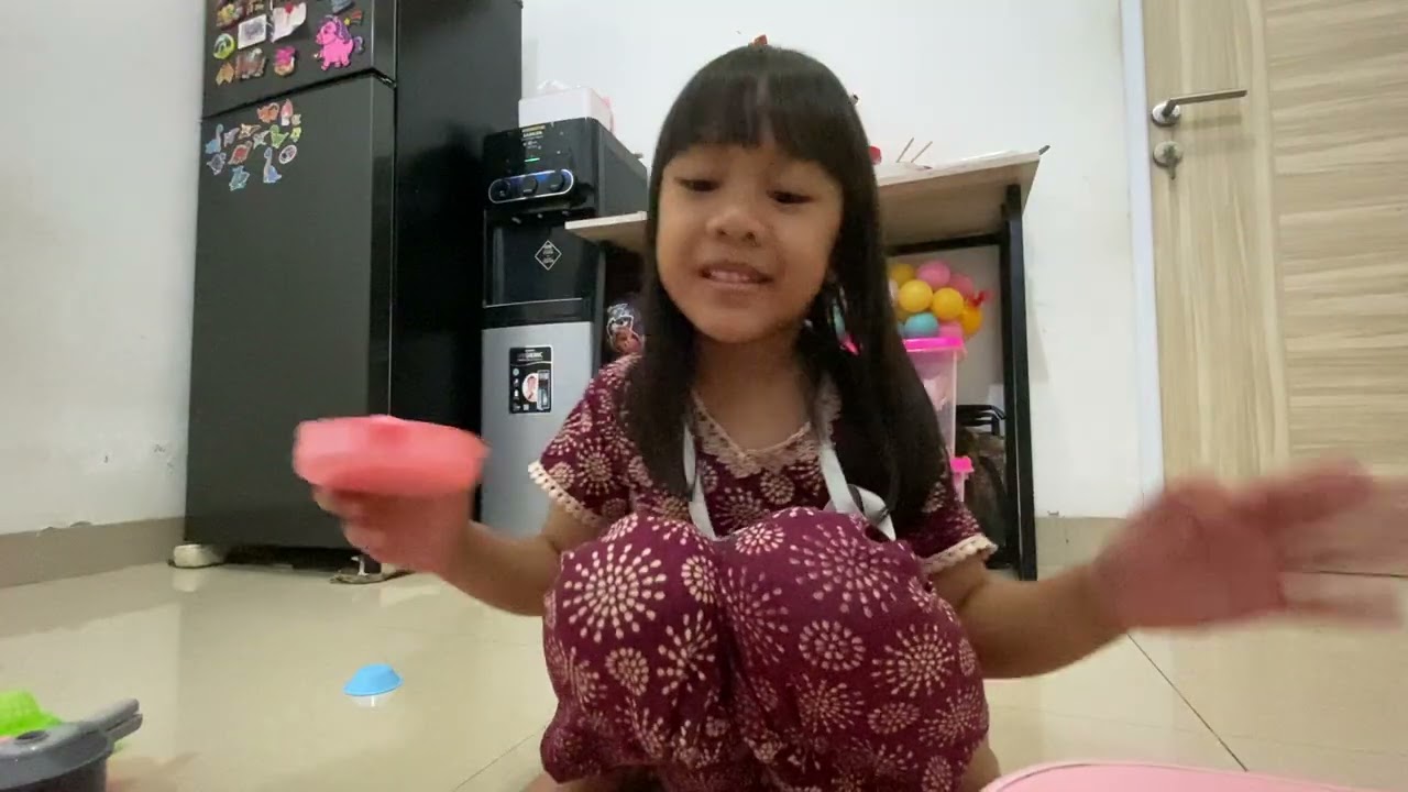 Koki indira lagi masak | Restoran indira