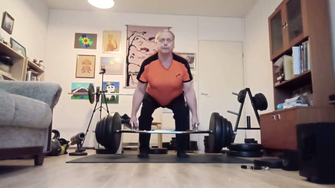 @ Maastanosto hex bar tangolla kotona 137,5 kiloa 