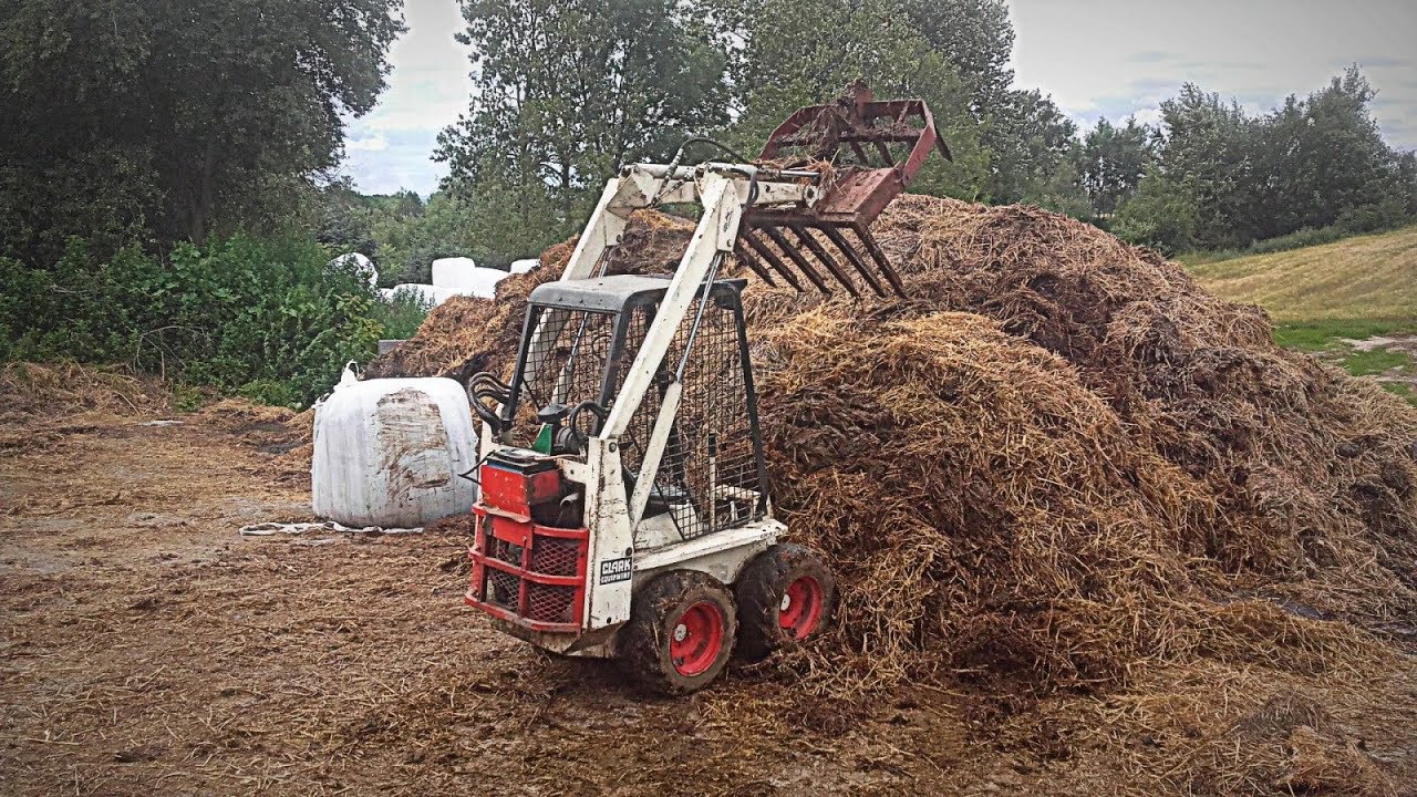 Usuwanie Obornika od Bydła z Obory ! Vlog#134 Test Mini-Ładowarki Bobcat M371 Skid Steer ! :D