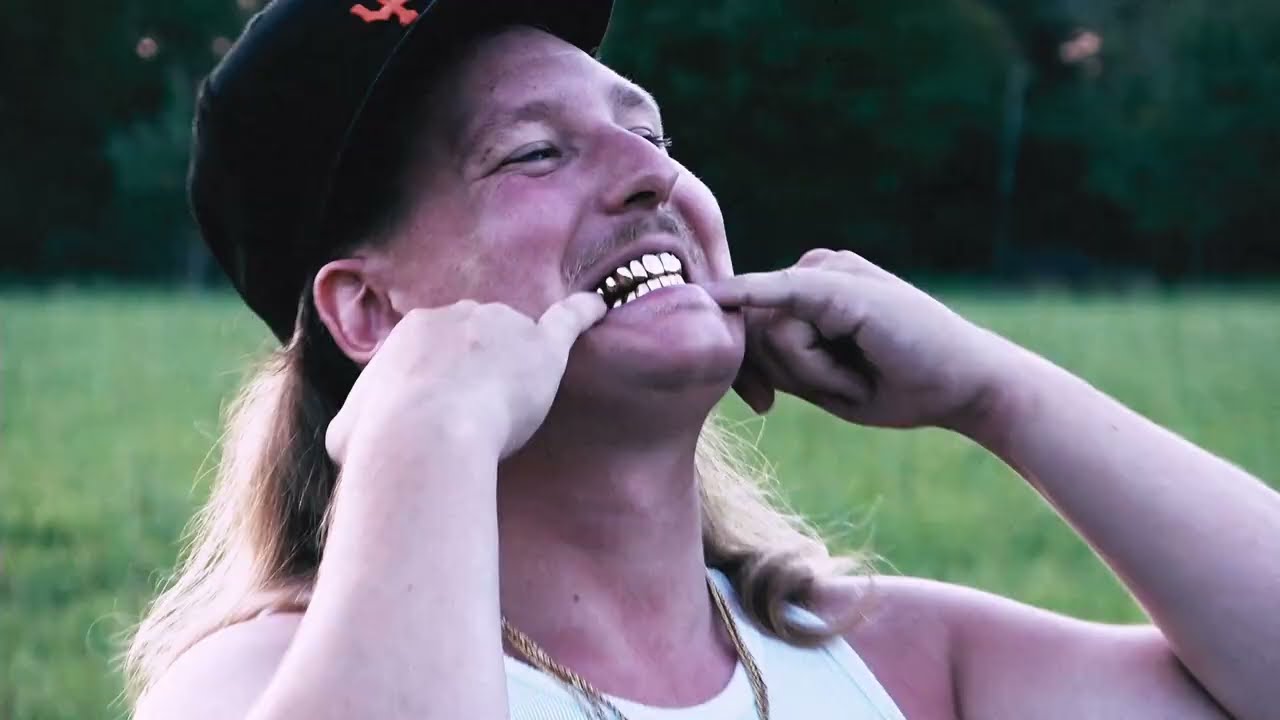 Skinny Finsta  - Aurora [Official Video]