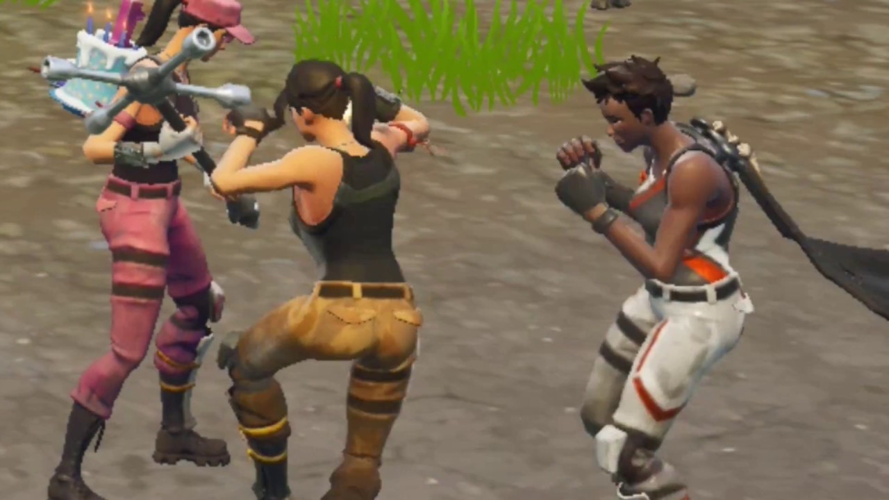 Fortnite Breakdown Dance Emote in 99% Sync!!