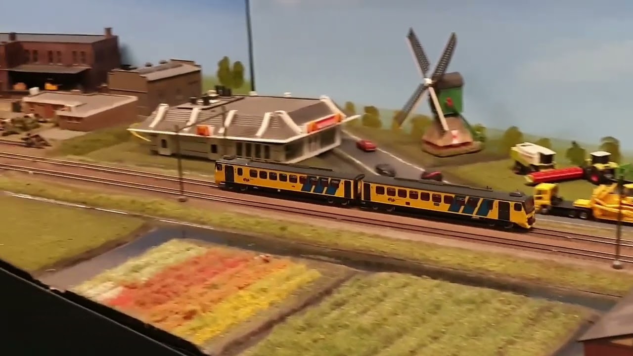 gemoderniseerde wadloper en nieuwe arnold en MF wagons