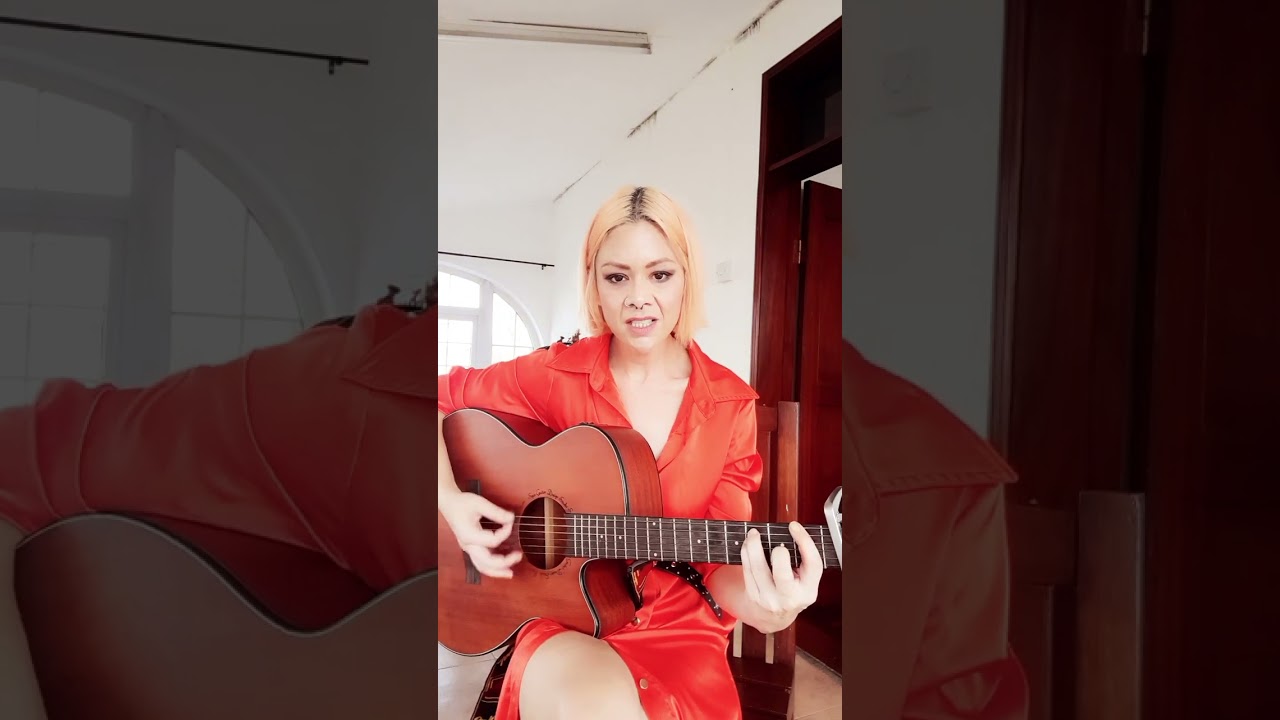 Marilyn Manson- Long Hard Road Out of Hell : LiLiTh AnOnYmOuS- My acoustic cover